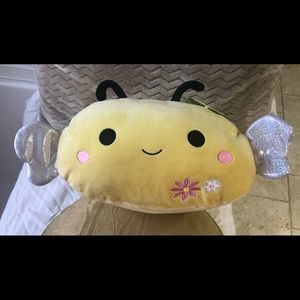Squishmallow Sunny the bee stackable